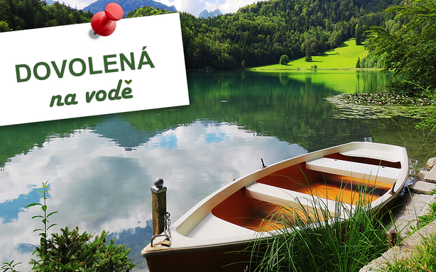 Na jezech i voleji: Jaké vybavení na vodu zabalit?