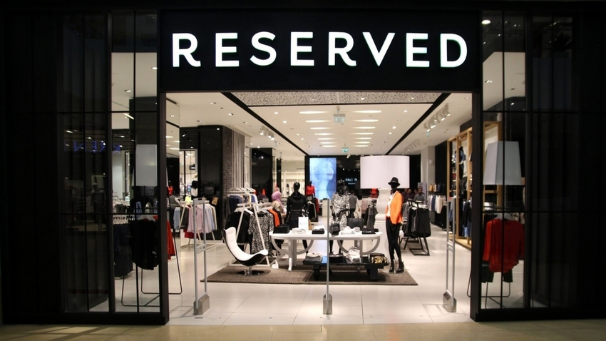 Reserved - kráčajte s módou