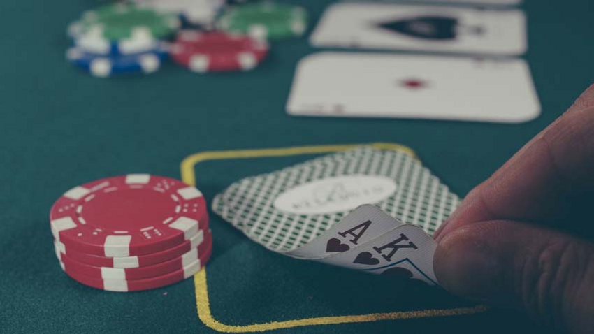 Hrajte poker ako profík