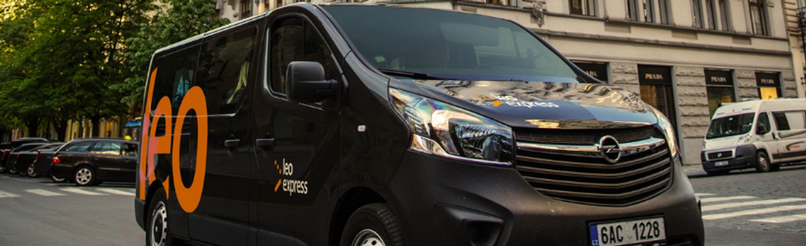 Leo Express bus