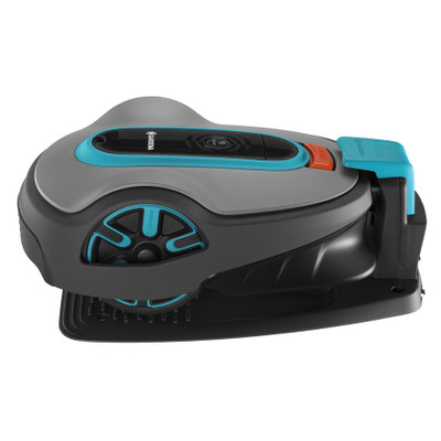 Robotická sekačka GARDENA Smart Sileno Life - Celý set v akci